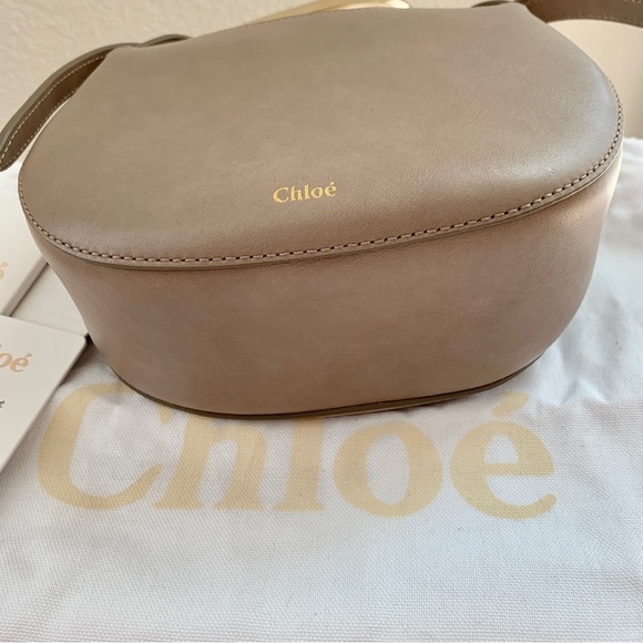 Chloe Kiss Bag in Motty Grey / Taupe with Gold Sculptural Hardware Small Bag - Picture 12 of 16